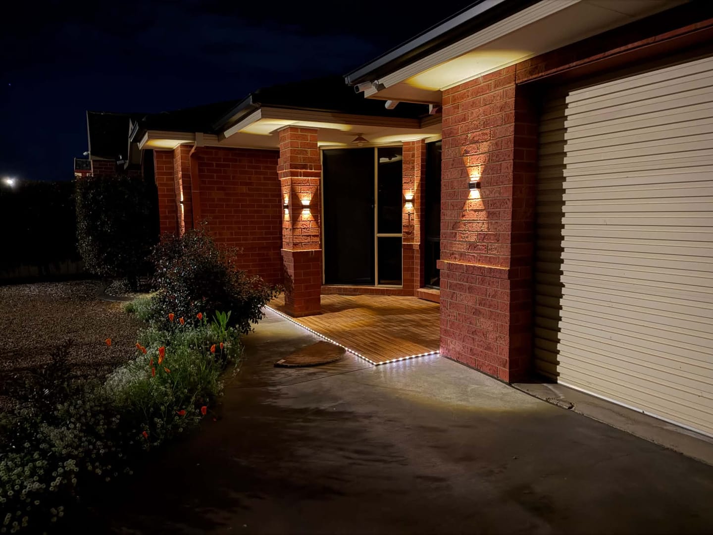 Customer photo review of SolaGarden™ LED Wall Lights