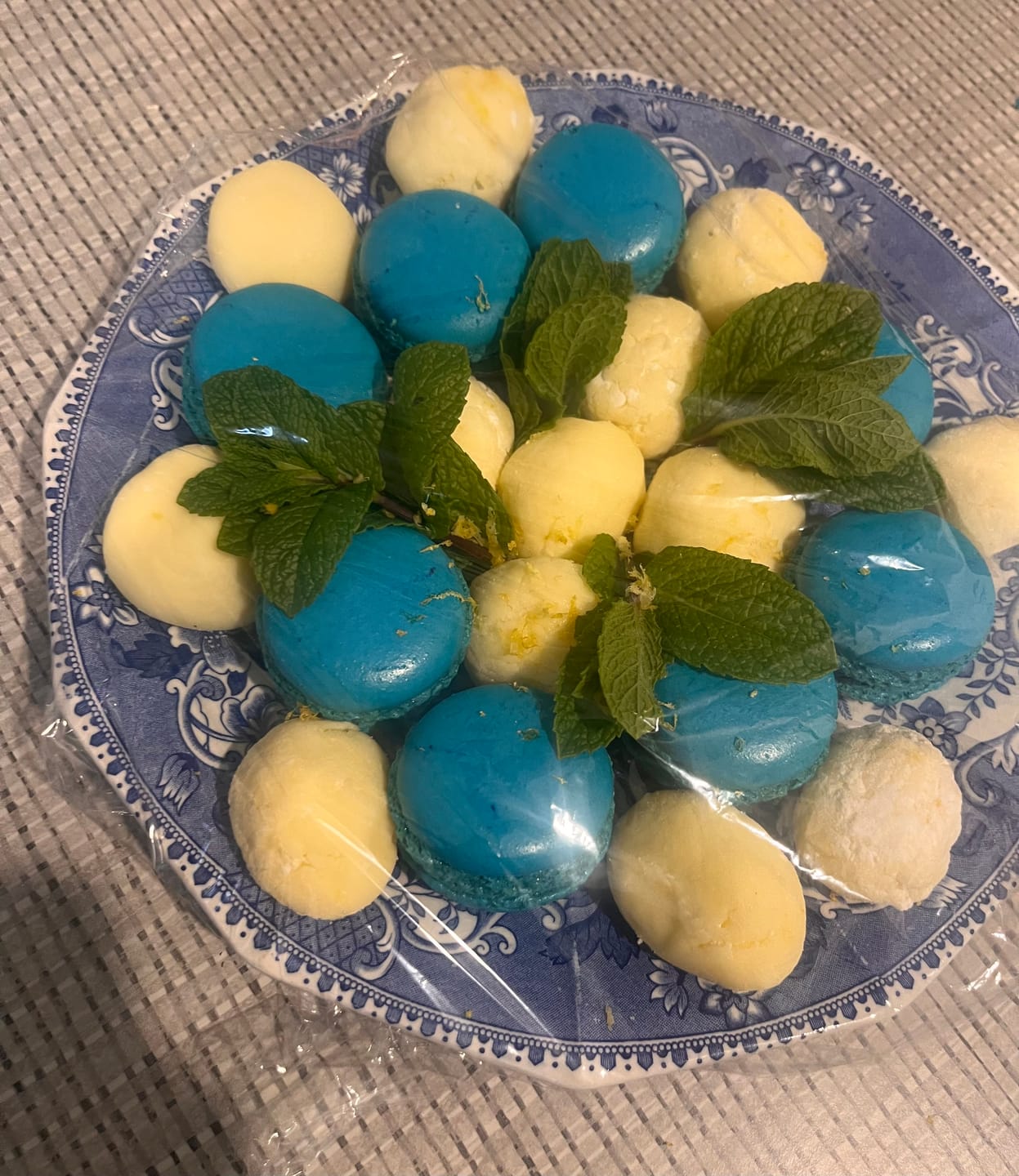 Customer photo review of Blueberry Macarons (6, 12 or 24)
