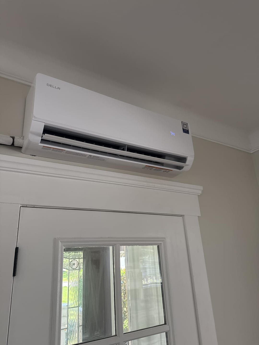 Customer photo review of DELLA Vita Series 18000 BTU 20 SEER2 Mini Split Heat Pump AC - Up to 1000 Sq.Ft.