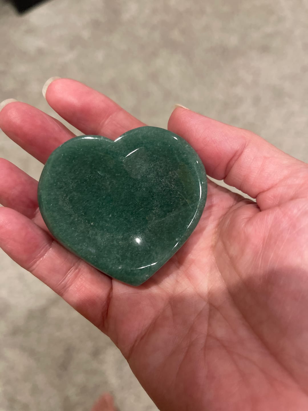 Customer photo review of Natural Crystal Carved Green Aventurine Heart Bowl