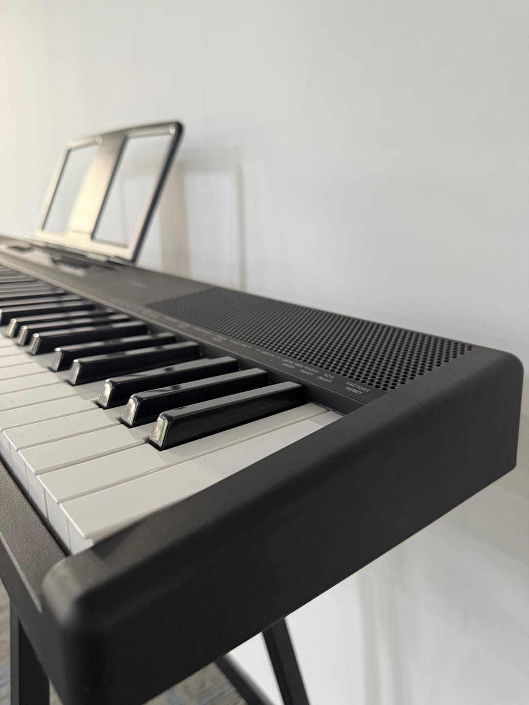 Customer photo review of Donner DEP-07 Tragbares Digitalpiano mit 88 halbgewichteten Tasten