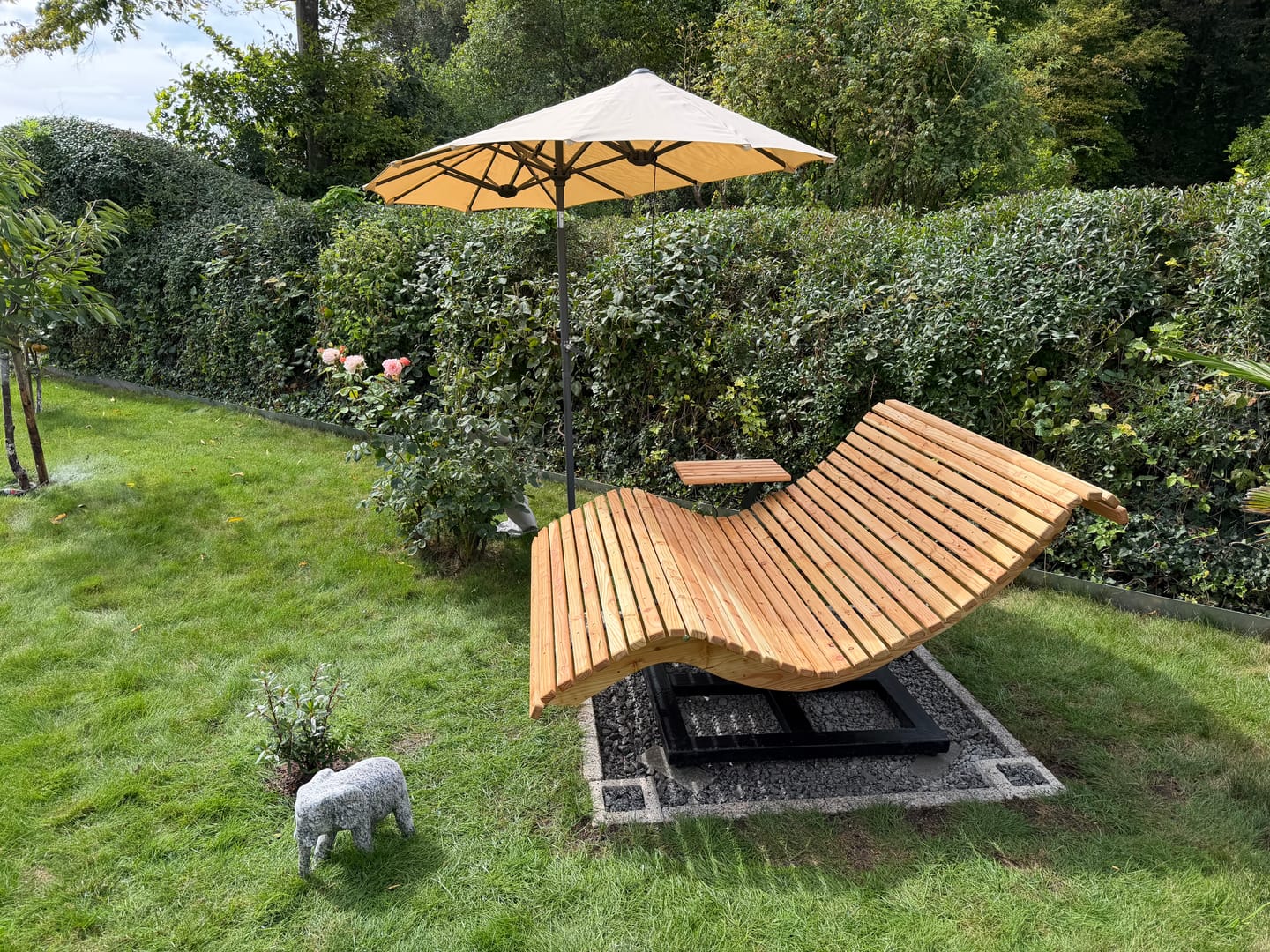 Customer photo review of Doppelliege Schwungliege "Tegernsee" Wellenliege mit Drehgestell