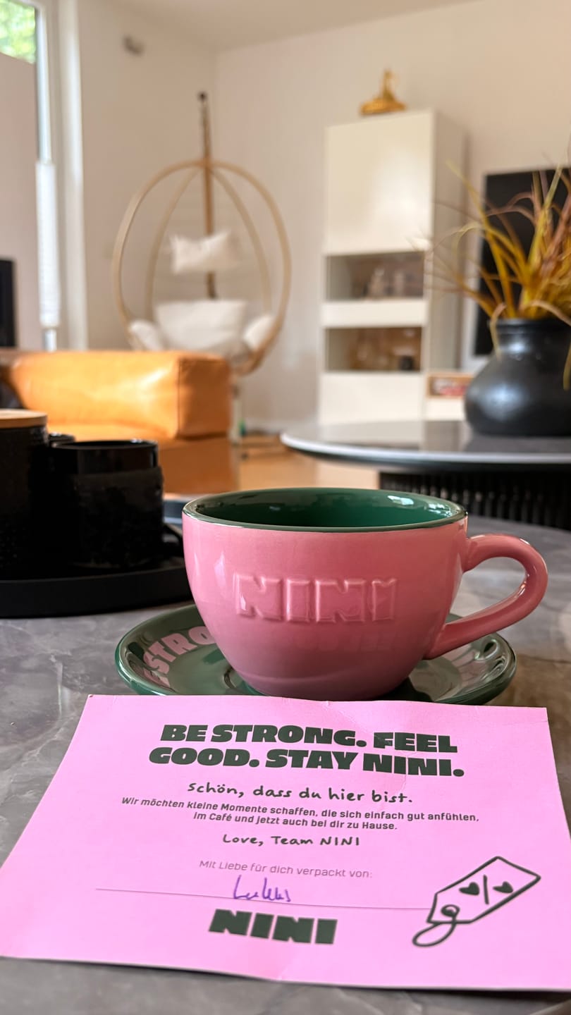 Customer photo review of NINI Kaffeetasse