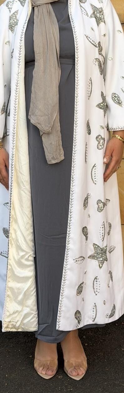 Customer photo review of Essential Abaya - Grey