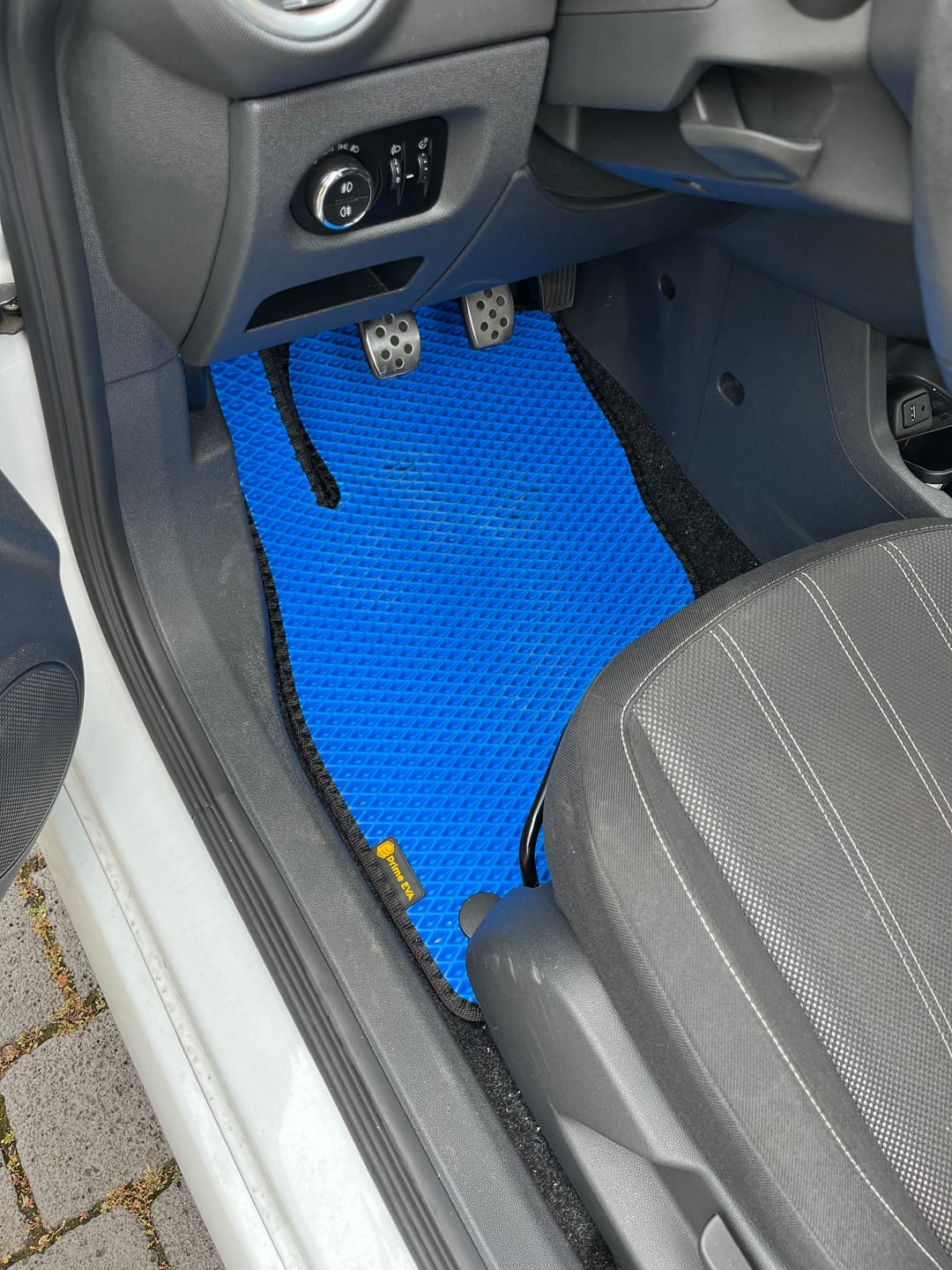 Customer photo review of Auto Fußmatten nach Maß - Komplettset
