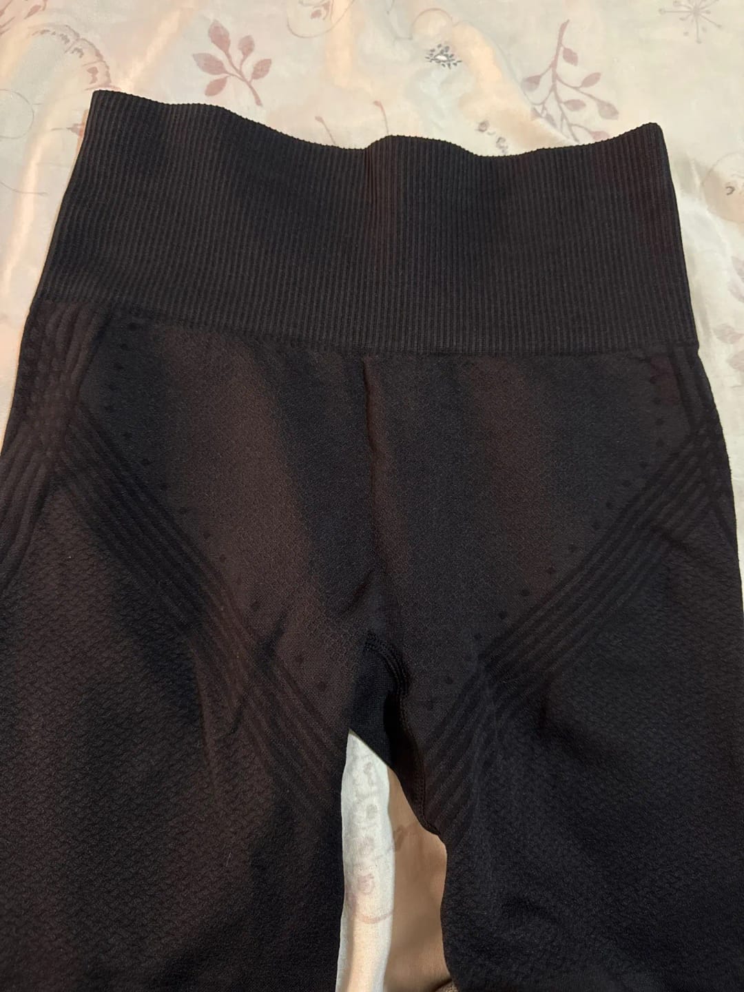 Customer photo review of Sculpt & Shape Compression Leggings