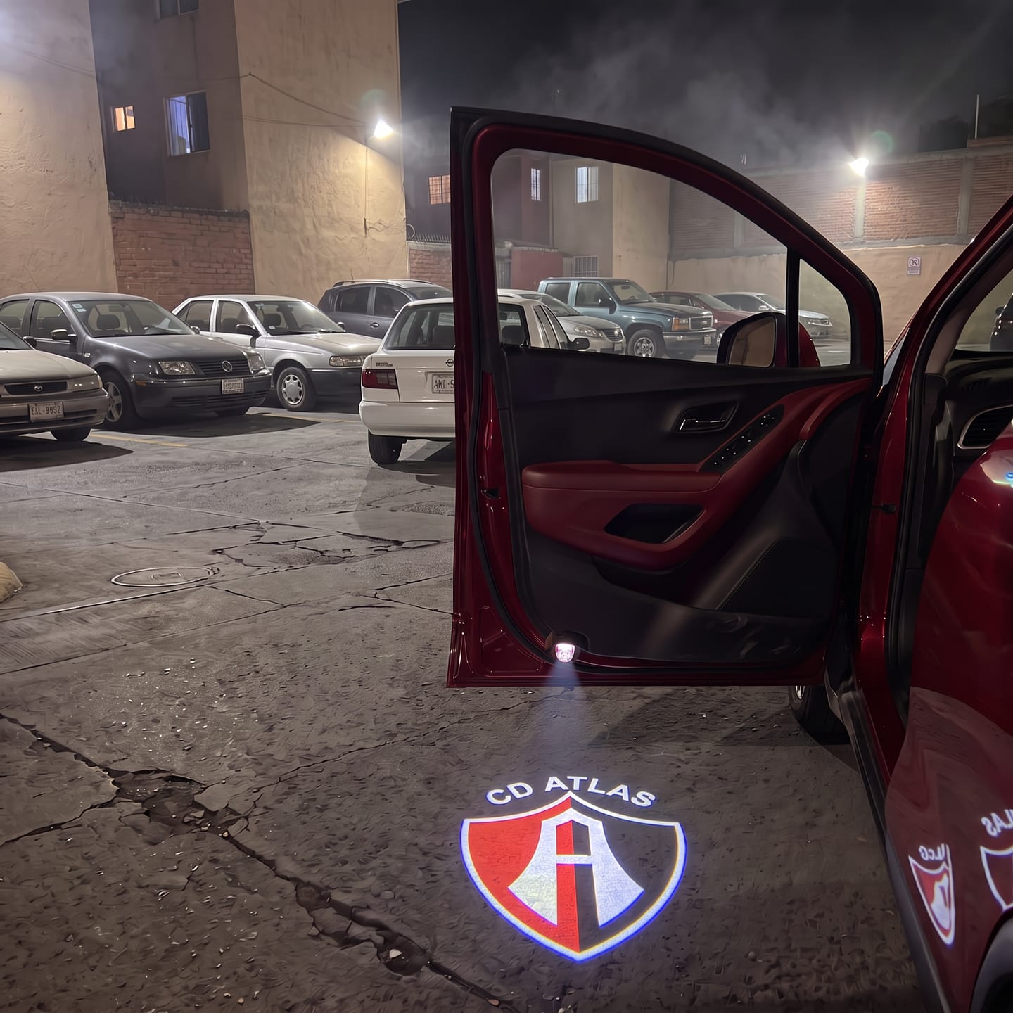 Customer photo review of Proyector para carro de equipo de futbol