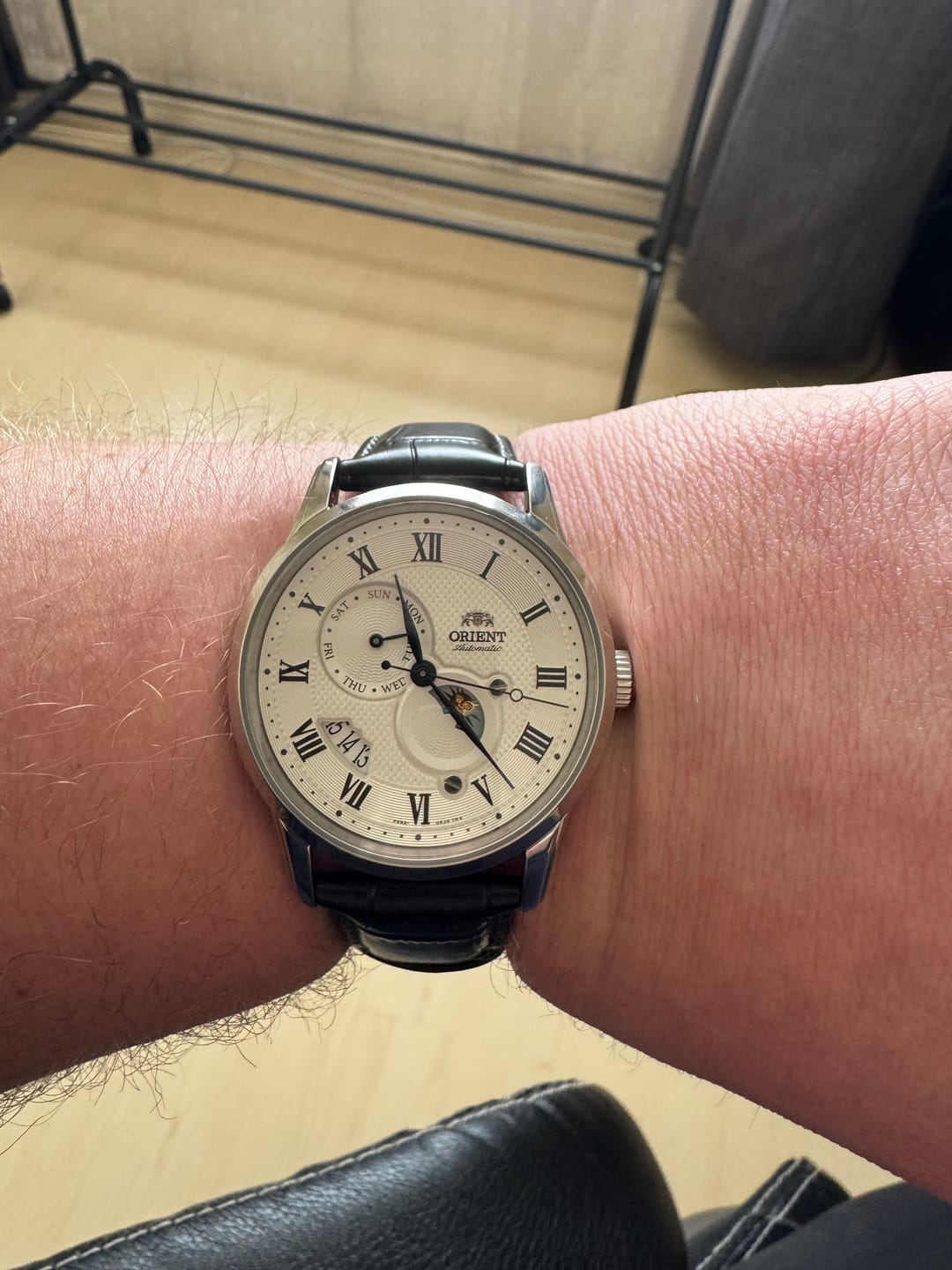 Customer photo review of R1.00 Auction**ORIENT Men's Day Night Automatic Classic Watch RA-AK0008S