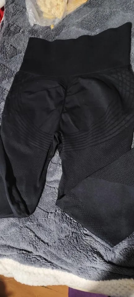 Customer photo review of Sculpt & Shape Compression Leggings