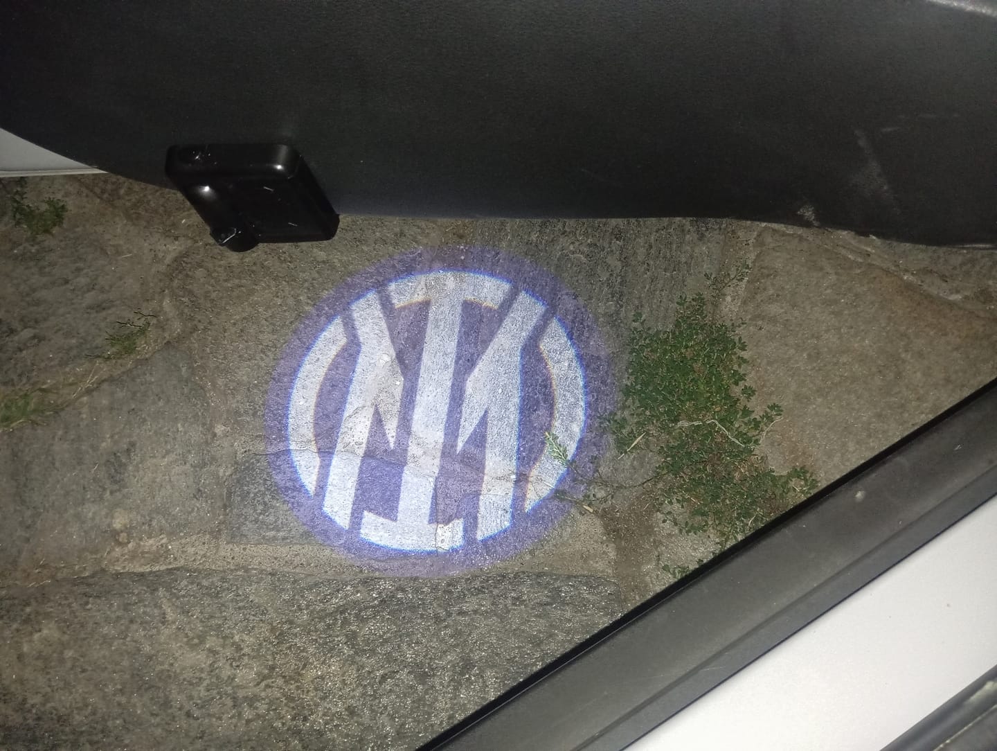 Customer photo review of DriveMode™ Proiettore per tifosi
