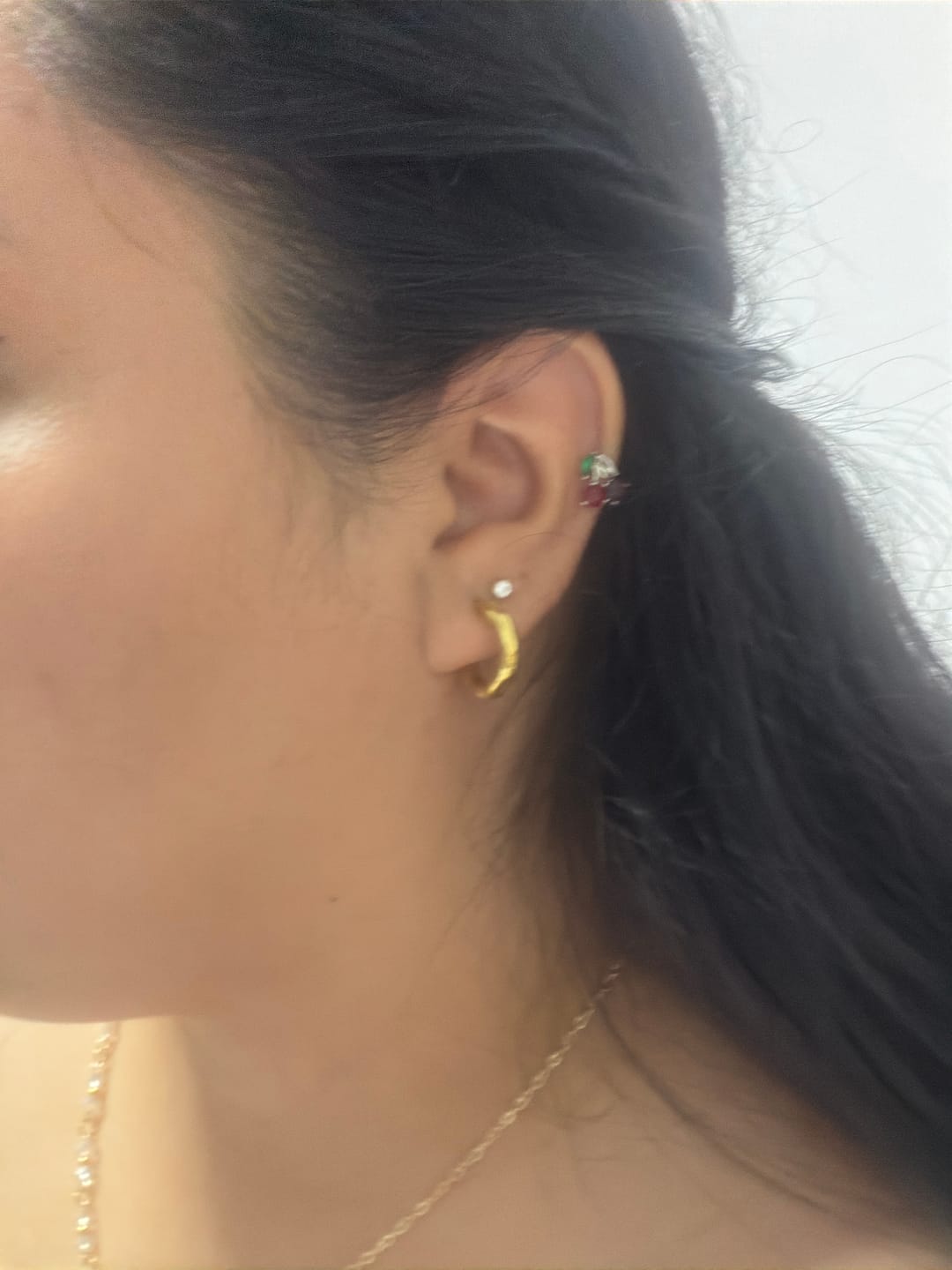 Customer photo review of Aretes Yalani
