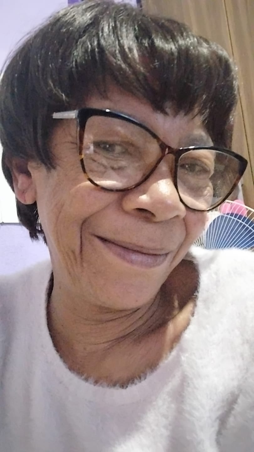 Customer photo review of Peruca Wig Humana Lunna Castanho Brown
