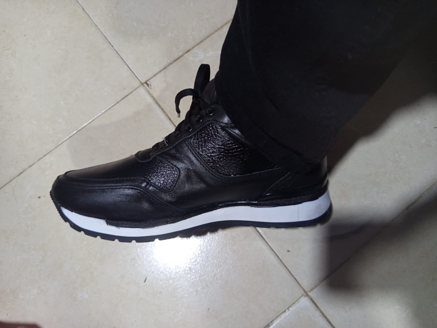 Customer photo review of Vancouver - Negro