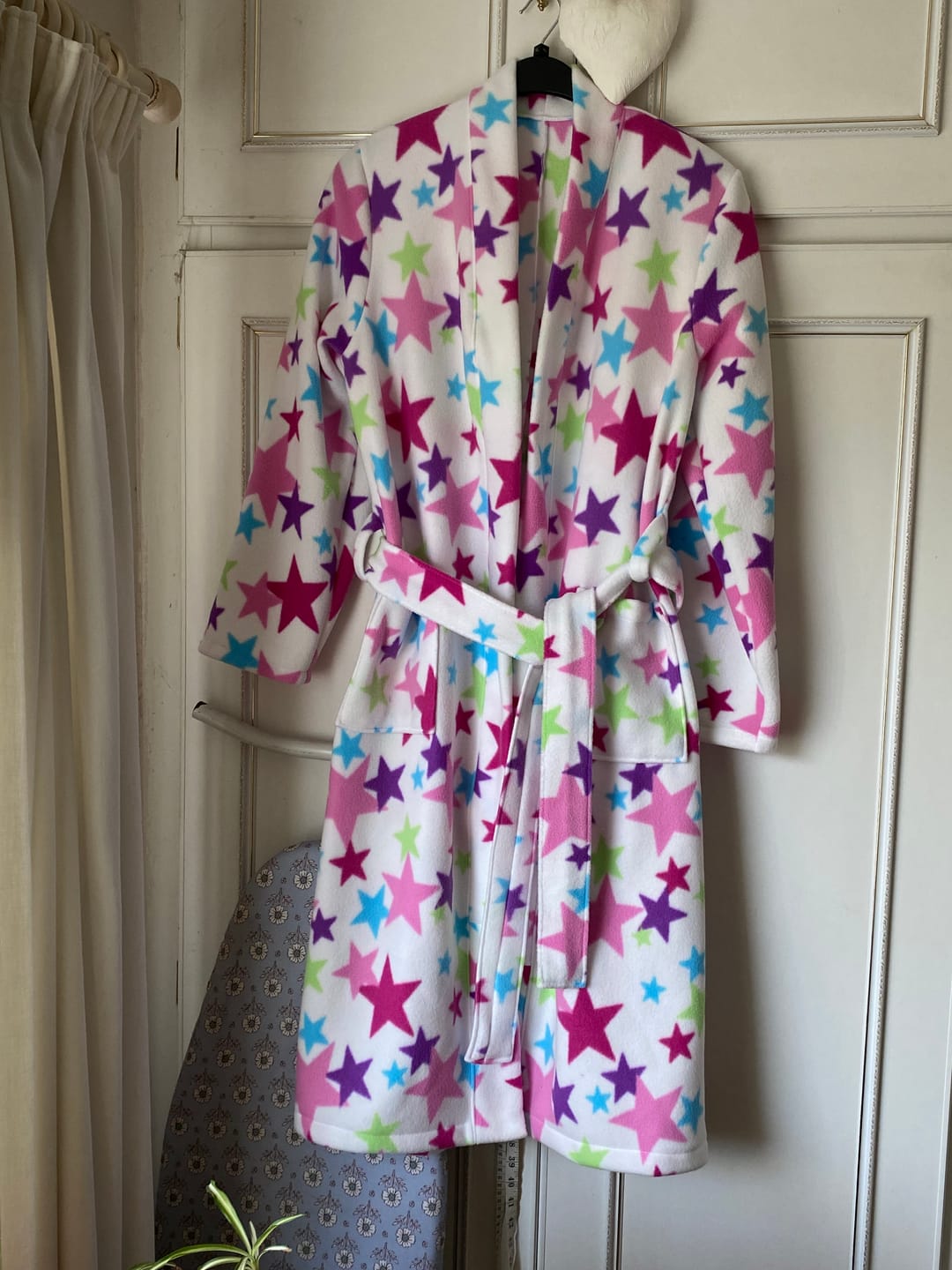 Customer photo review of Multi Stars Printed Anti-Pil Polar Fleece Fabric Blanket Loungewear