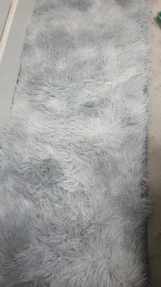 Customer photo review of FluffyDye Area Rug