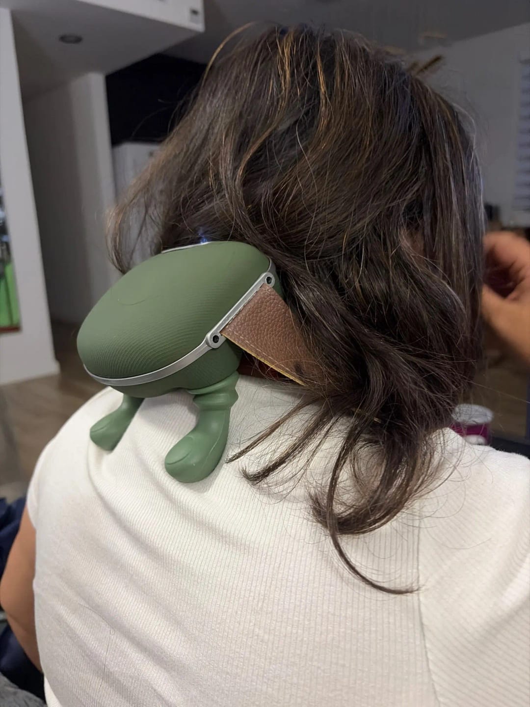 Customer photo review of Bionic Human-Like Neck Massager