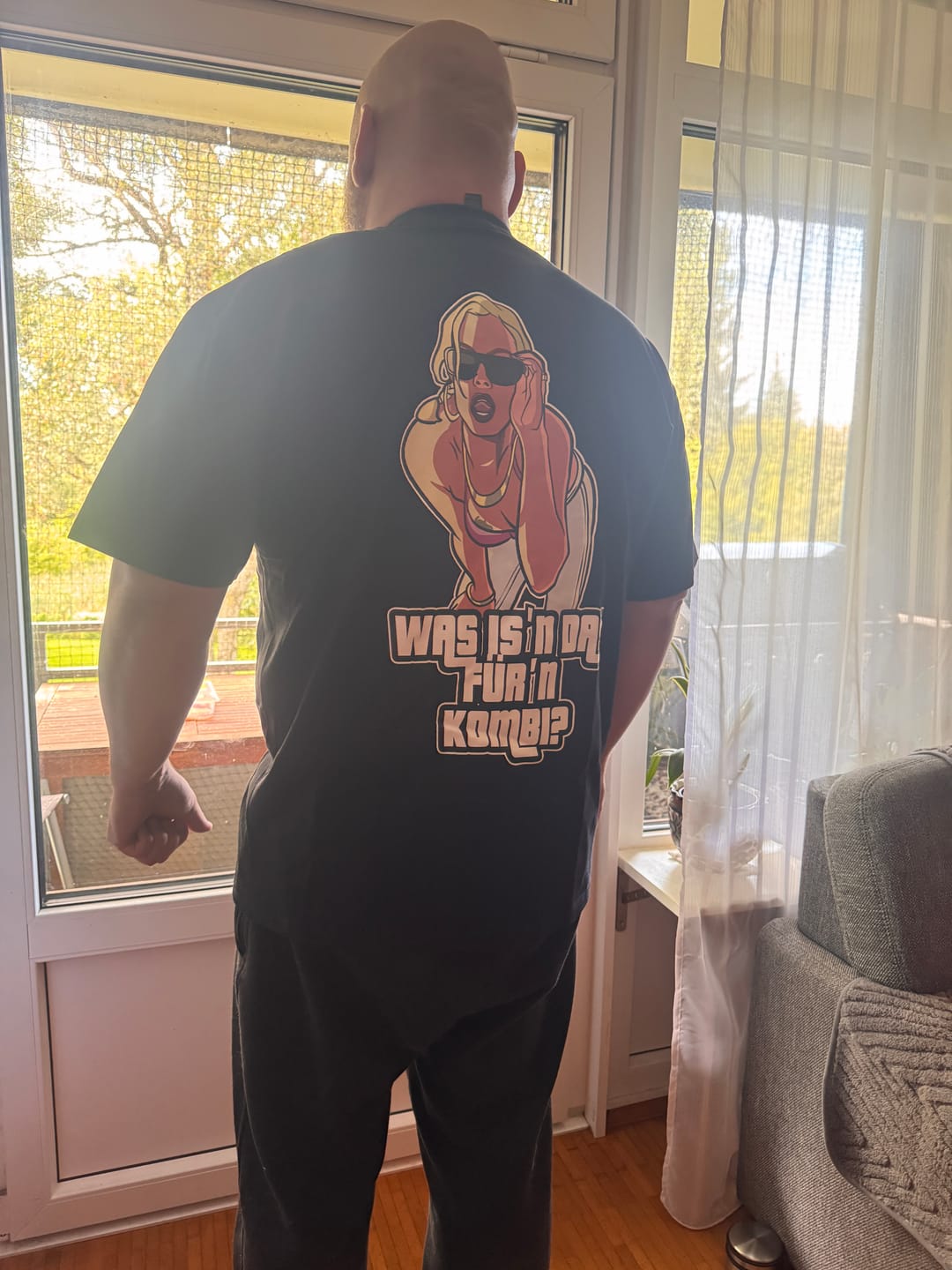 Customer photo review of WAS ISN DAS FÜRN KOMBI Backprint Premium T-Shirt