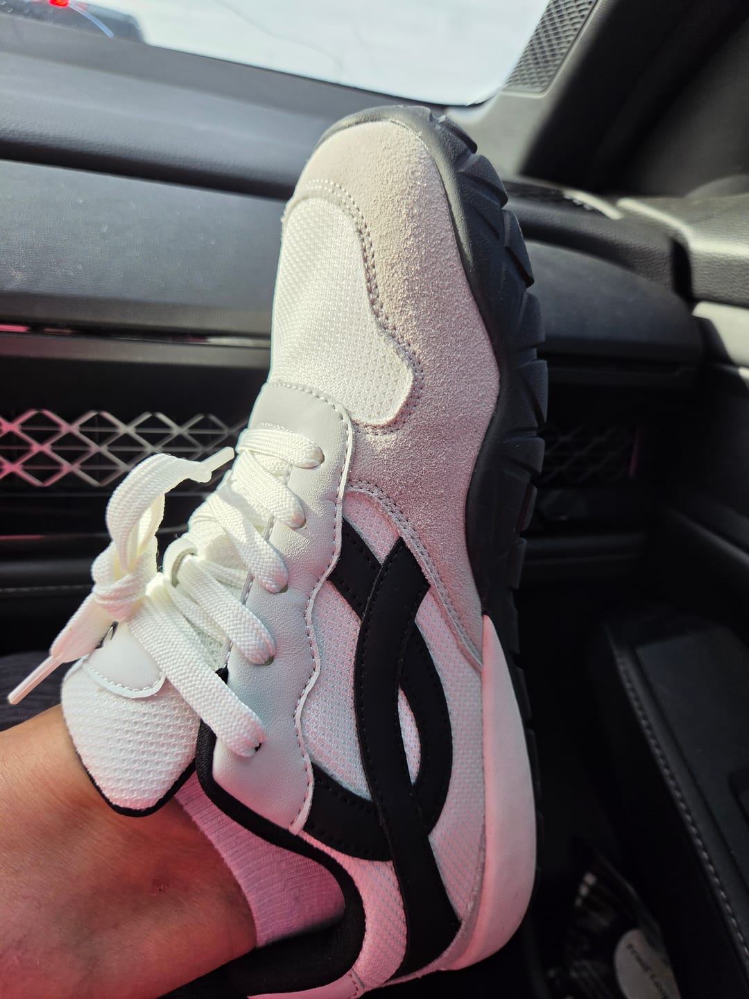 Customer photo review of Hareball - Wide Toe Sneakers