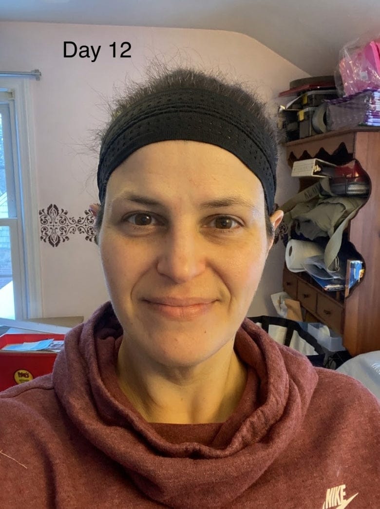 Customer photo review of Non-Slip Moisture-Wicking Running Headband