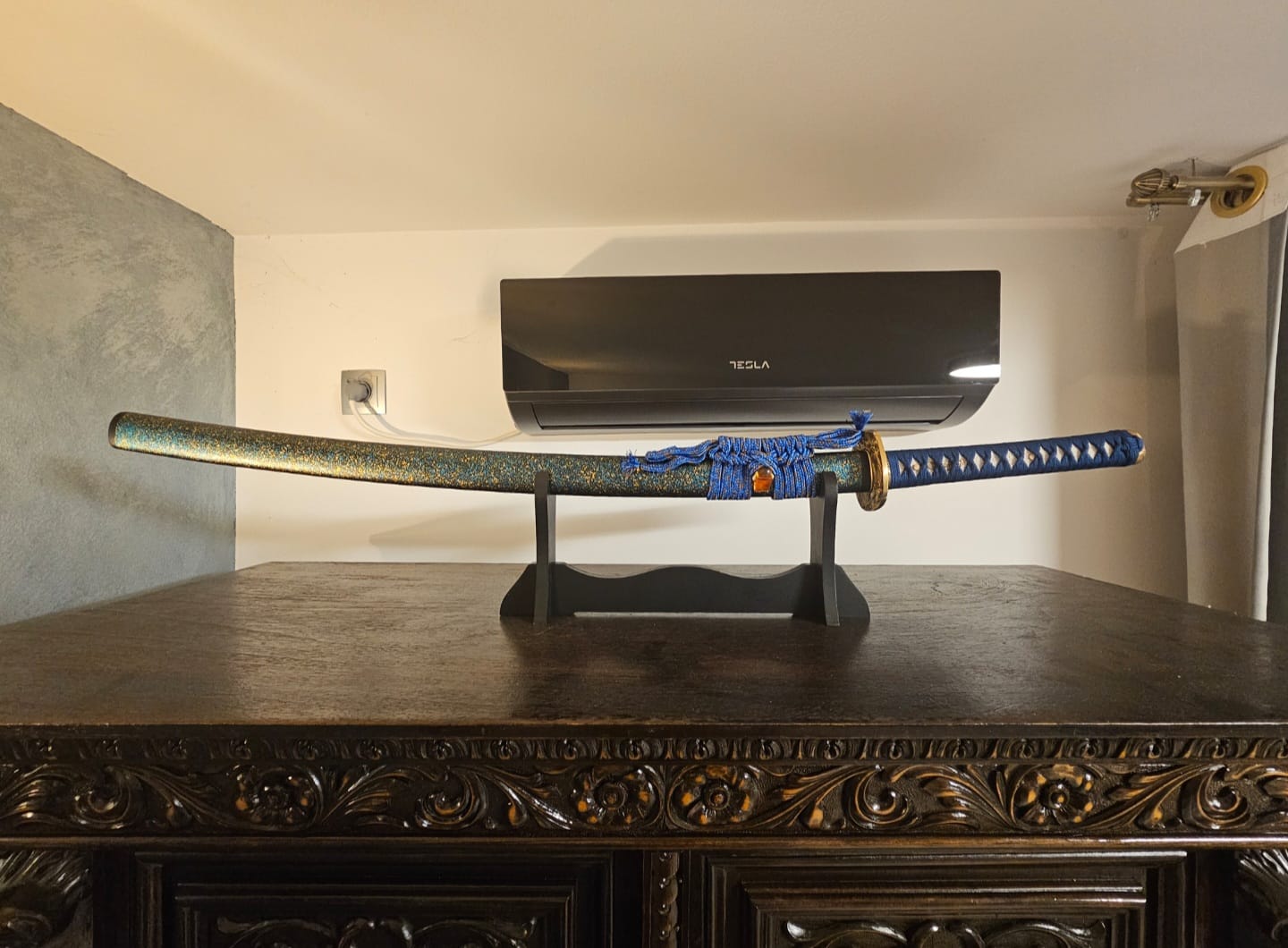 Customer photo review of The Rakki Koi  Handmade Katana Clay Tempered T10 Steel