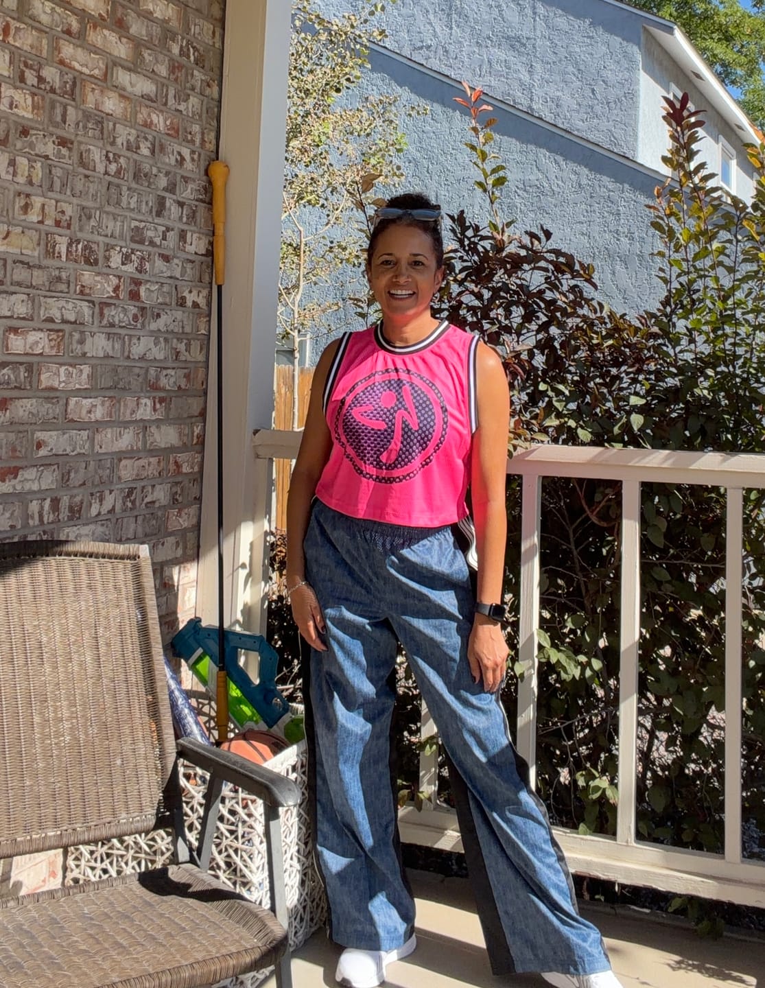 Customer photo review of Electric Feel Loose Mesh Crop Tank