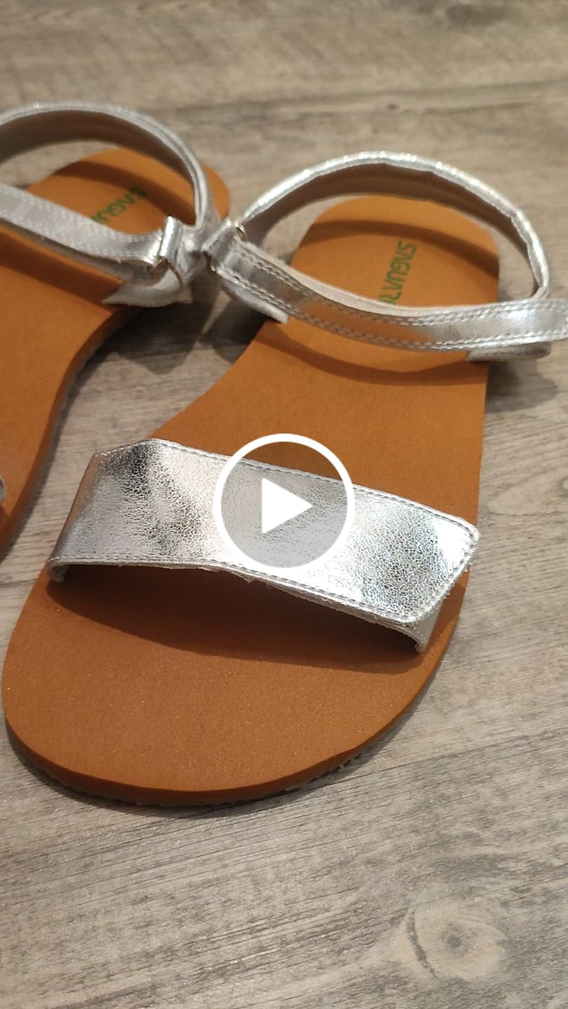 Customer video review of Glow I - Barefoot Chaussures