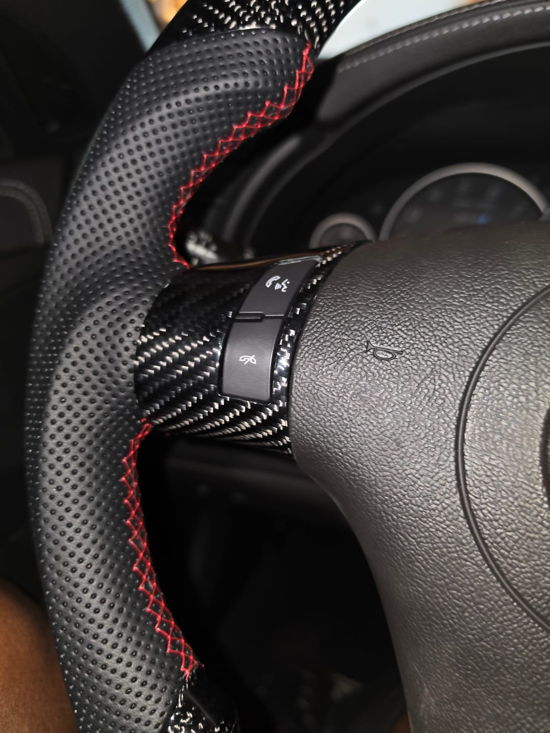 Customer photo review of Corvette C6 Dry Carbon Fiber Steering Wheel Button Control Bezel Covers