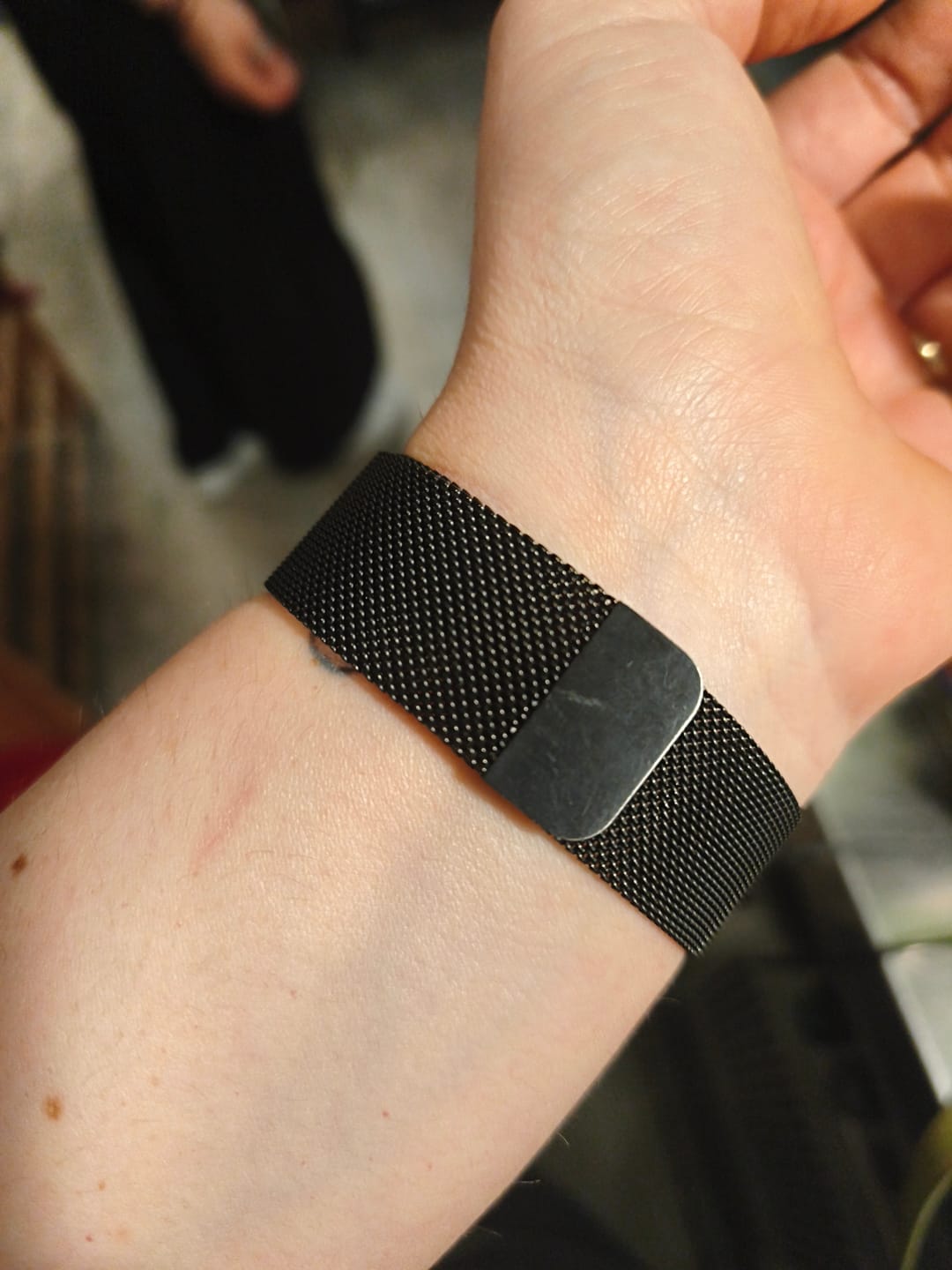Customer photo review of Cinturino a maglia milanese nero