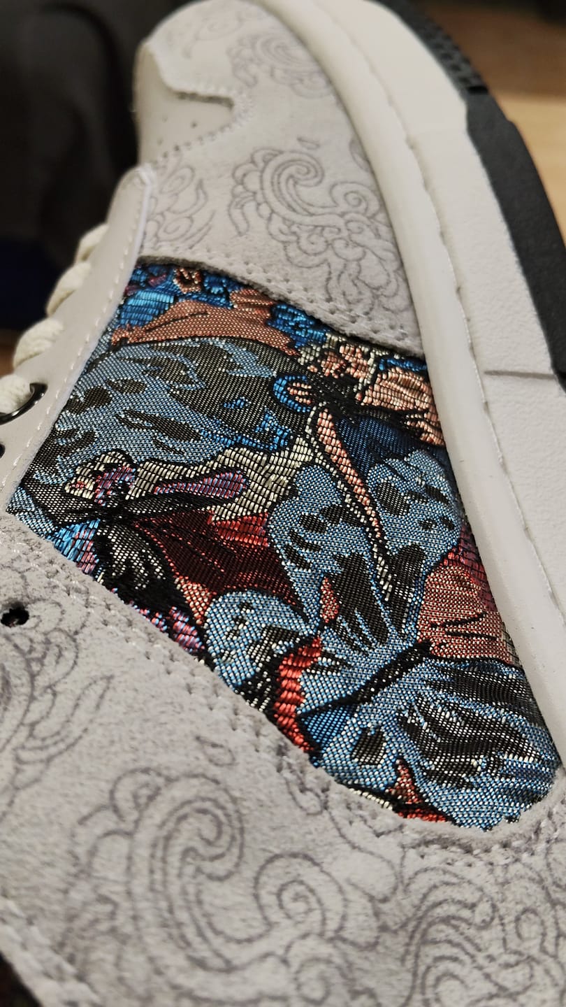 Customer photo review of Dunhuang Mythos Sneakers