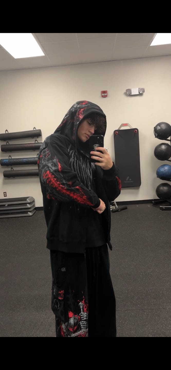 Customer photo review of Death Slayer Oversized Zip-up Hoodie [NIGHTMARE]