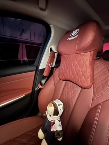 Customer photo review of Cuscino per il collo personalizzato per auto