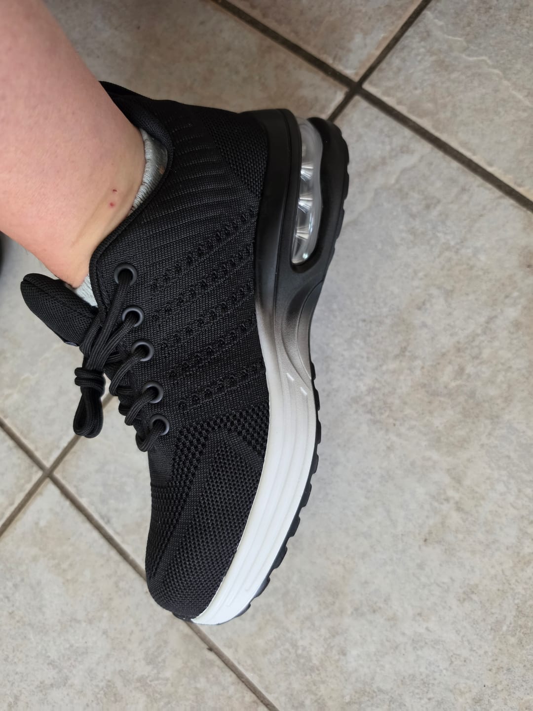 Customer photo review of Chaussures de Sécurité Légères & Amortissantes