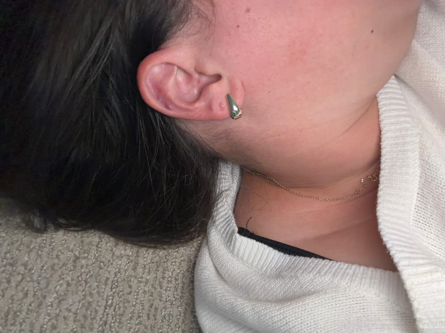 Customer photo review of Daisy Ear Cuff