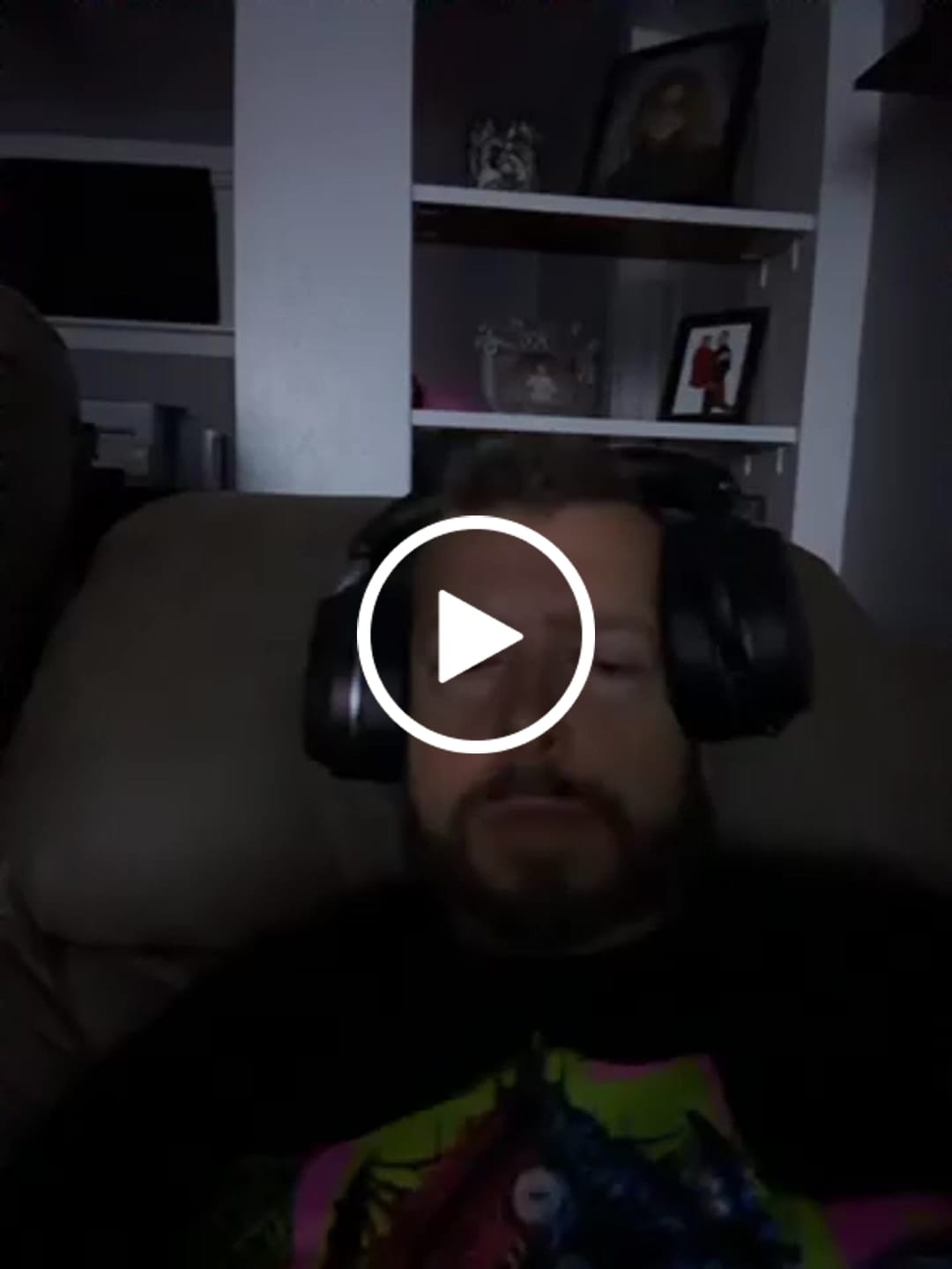 Customer video review of MarshMellow Comforter