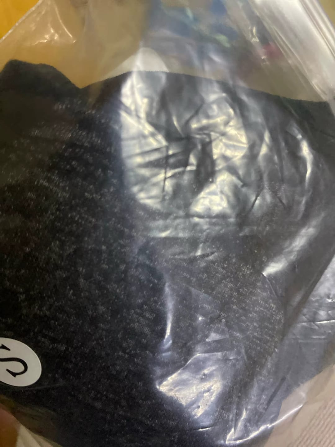 Customer photo review of Pawtiva | Capucha calmante para perros