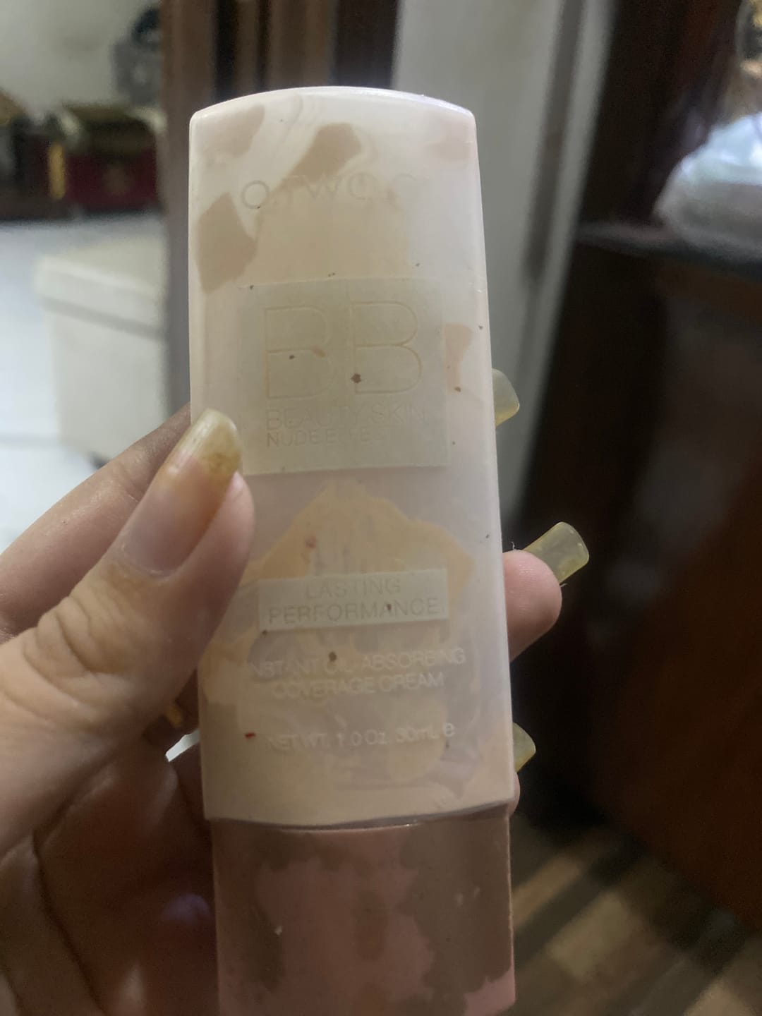 Customer photo review of O.TWO.O LIQUID DROP FOUNDATION