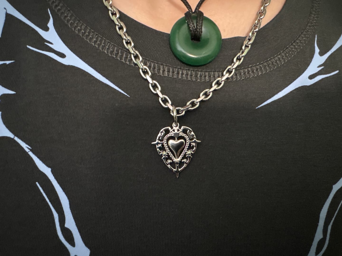 Customer photo review of ANTIQUE HEART PENDANT