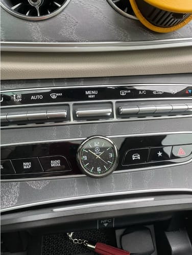 Customer photo review of Orologio Premium in Quarzo per Auto