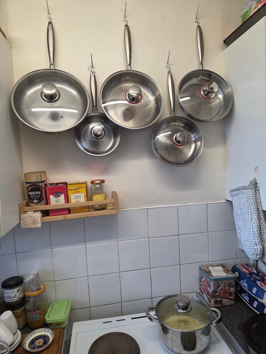 Customer photo review of Hand-Hammered Titanium Frying Pan Bundle with 2 Lids (5 Sizes, 8–12 Inch)