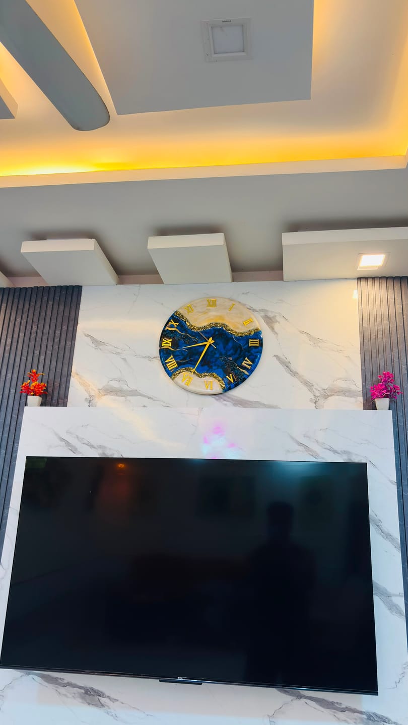 Customer photo review of The Gem Large Silent Clock