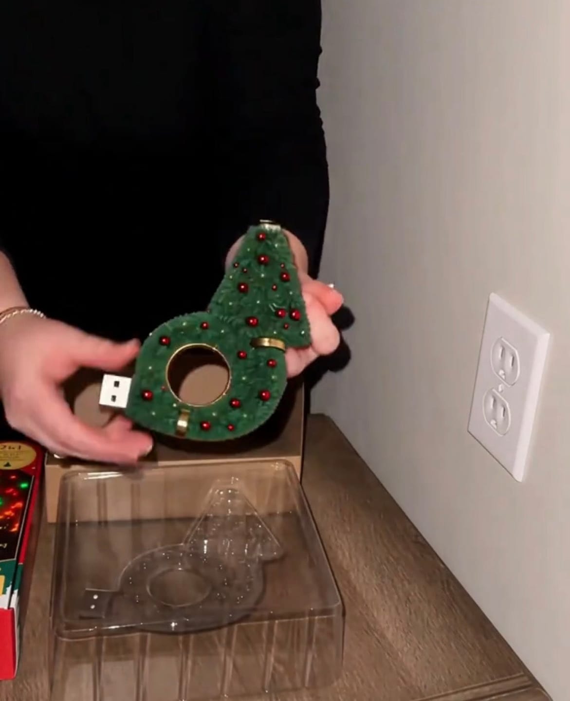 Customer photo review of Christmas USB Projector Light, Plug And Play HD Christmas Projector