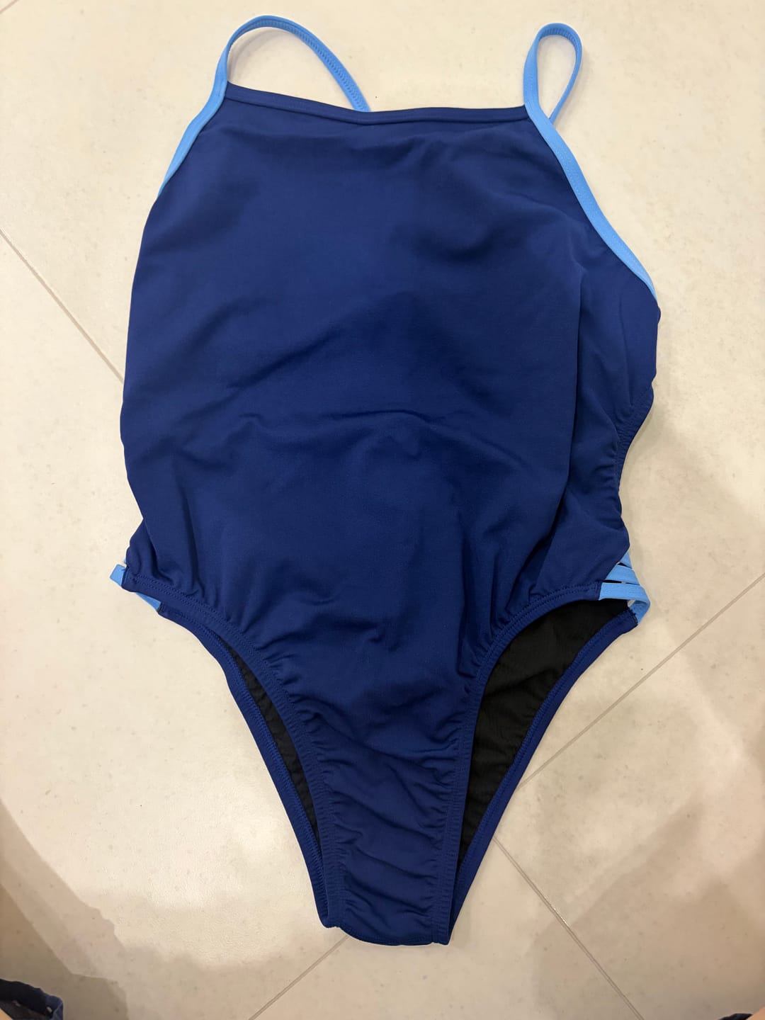 Customer photo review of ZAMBIA ONE PIECE - Navy|Breeze