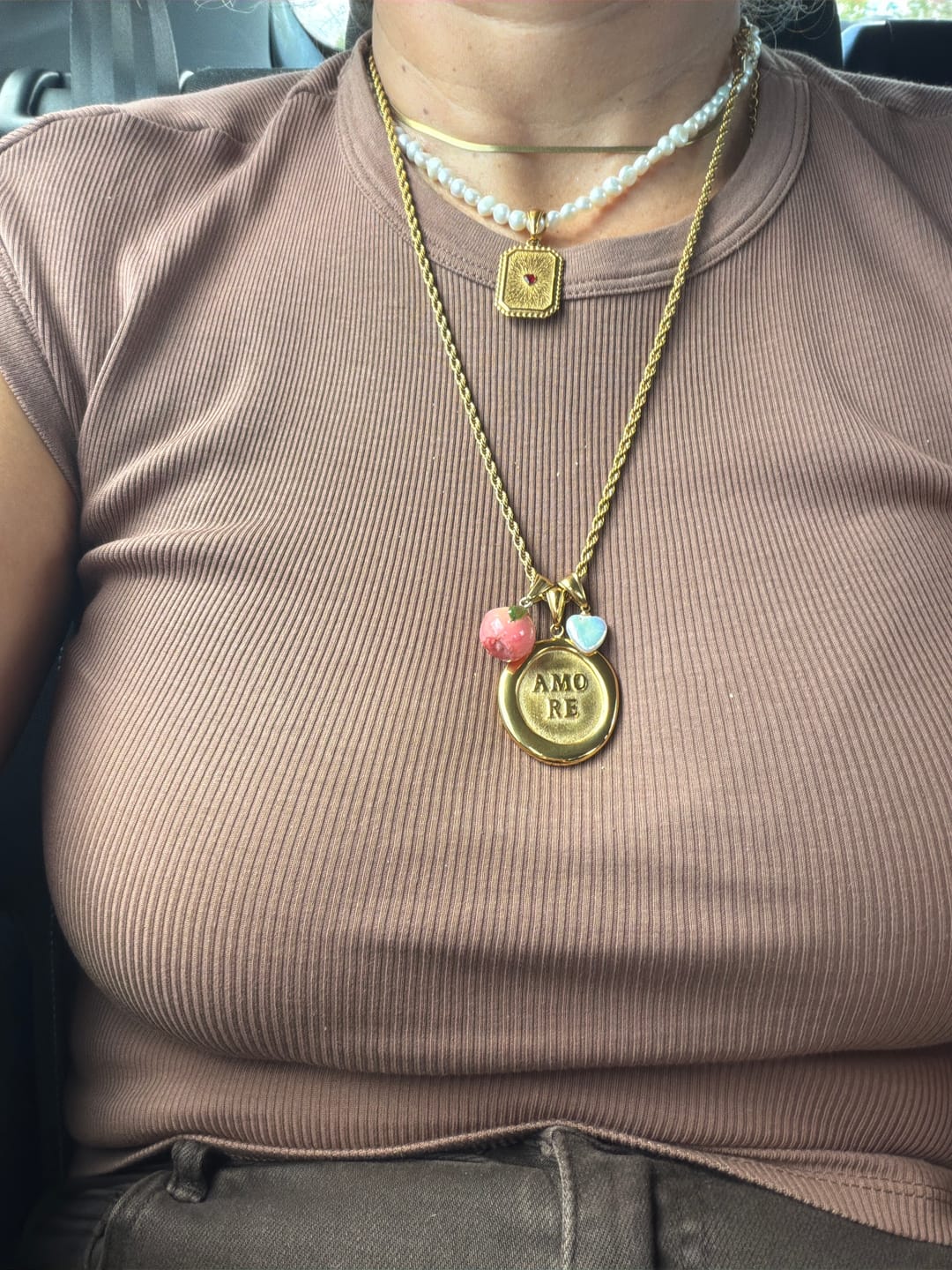 Customer photo review of Ciondolo "Cuore di panna"