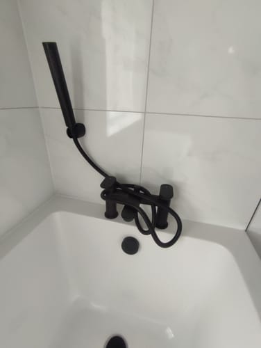 Customer photo review of Aquadart Albury Bath Shower Mixer - Black