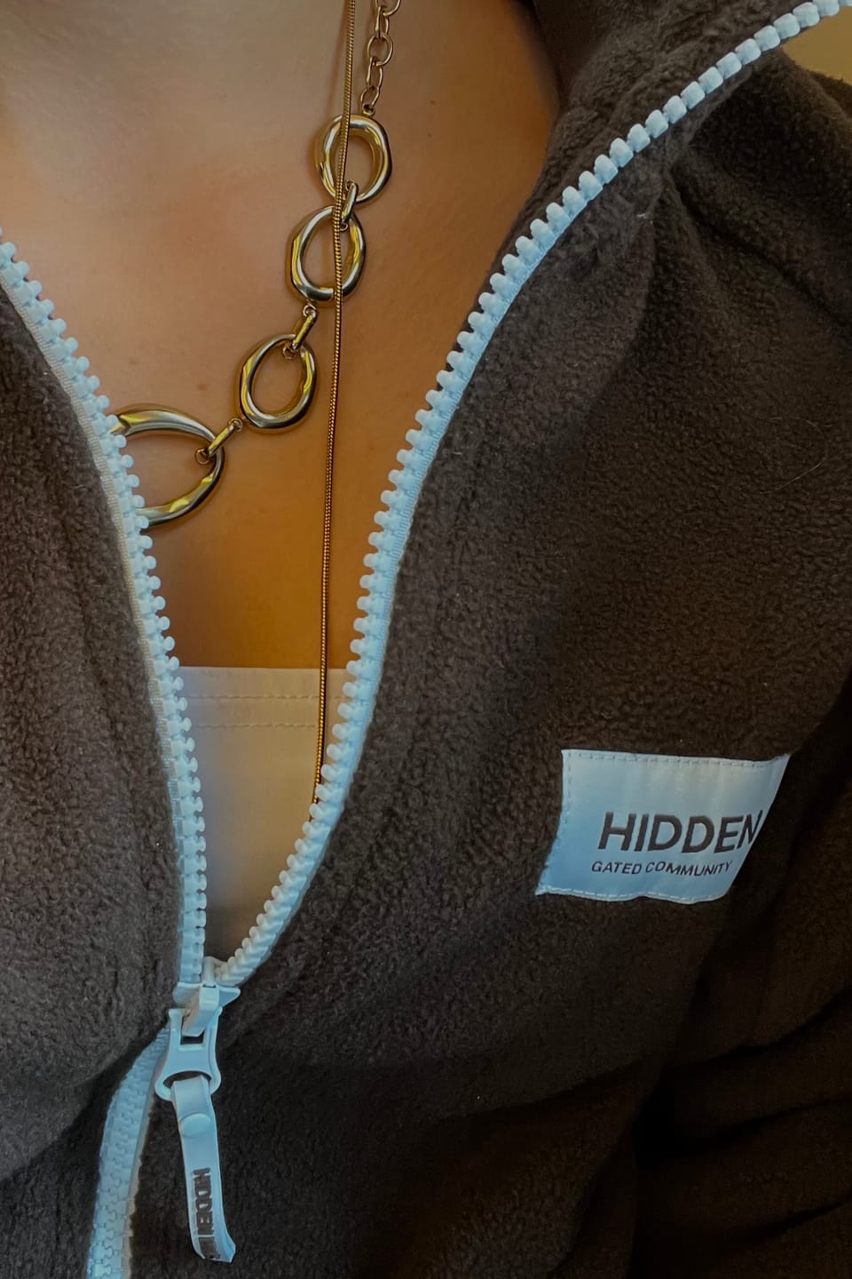 Customer photo review of FLEECE ZIP UP JACKET DARK BROWN/LIGHT BLUE
