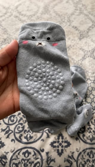 Customer photo review of Non-Slip Crawling Set