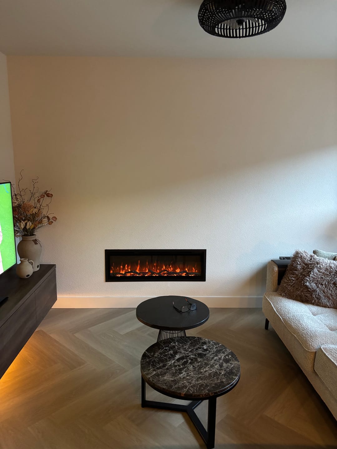 Customer photo review of Lumea Fires Elektrische sfeerhaard Avero 42″ inch – 106 cm