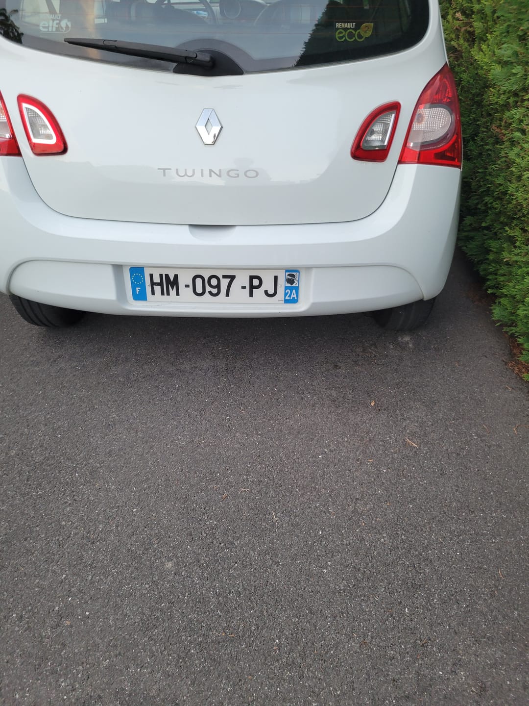 Customer photo review of Plaque auto plexiglass homologuée