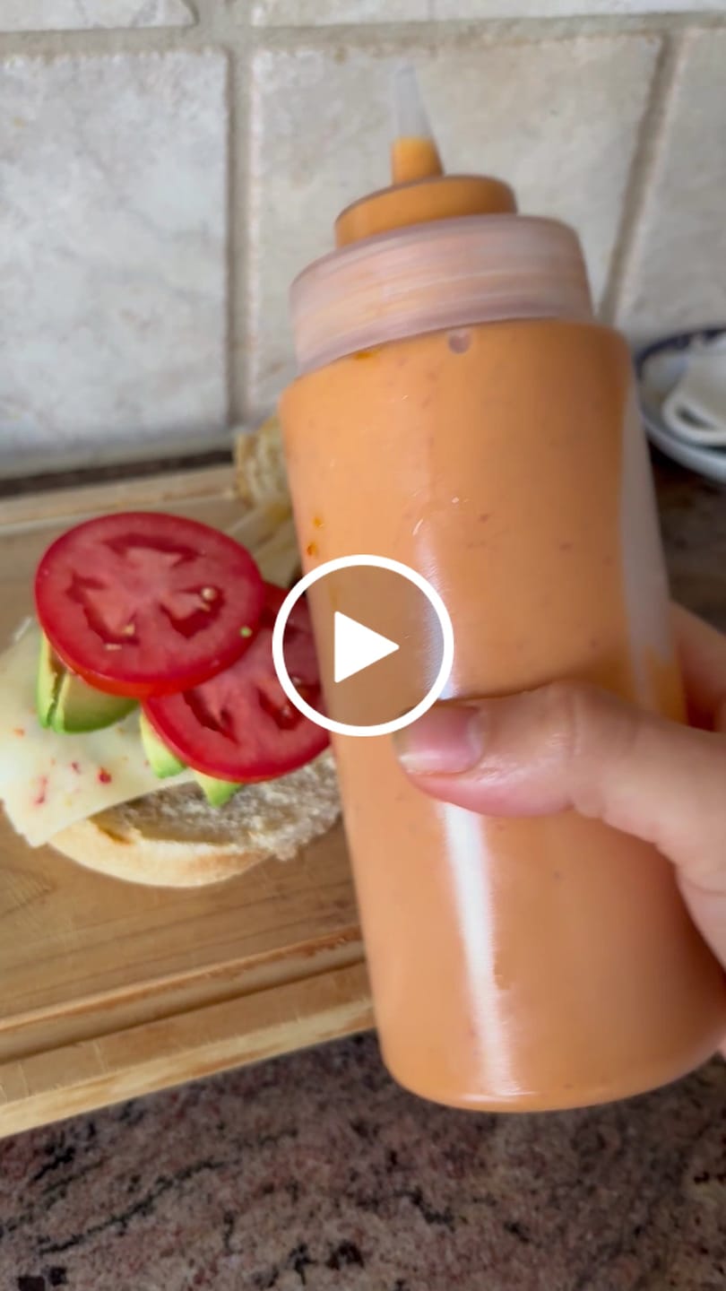Customer video review of Brander Easy Squeezy Sauce Bottles