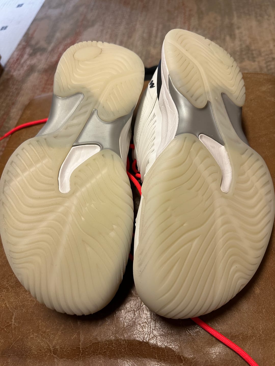 Customer photo review of CUURT Momentum - Wide Toe Box Court Shoes (Unisex)